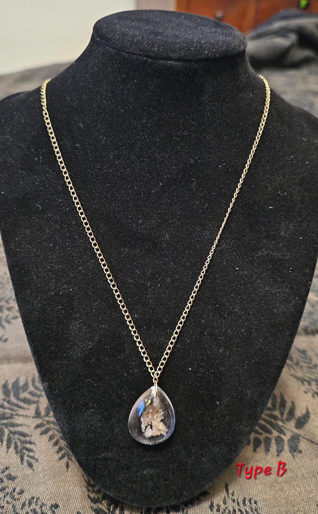 Handmade gothic lizard shed resin pendant necklace, one of a kind dark jewellery Australia