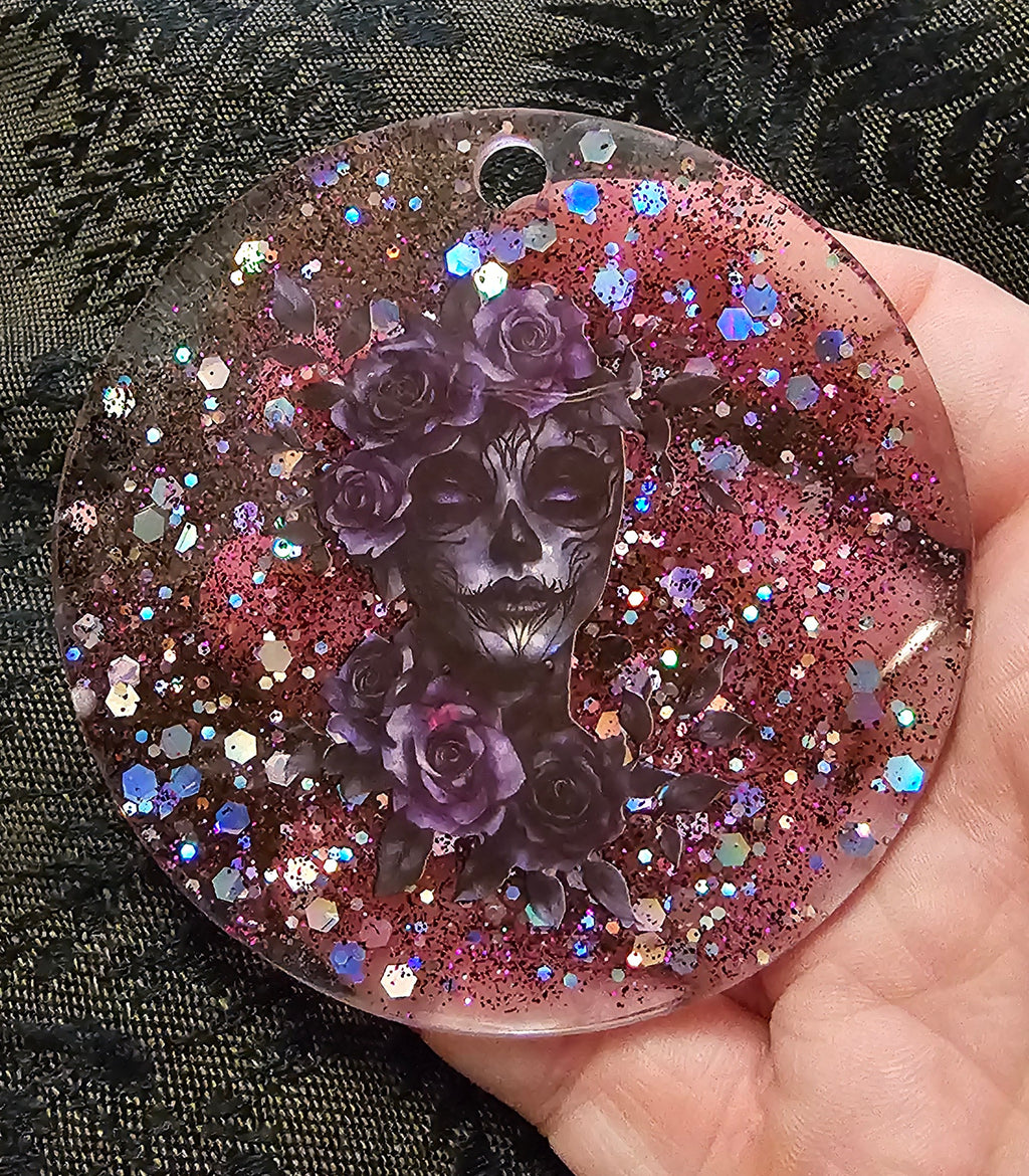 Sugar Skull Rose Resin Keychain – Mauve Glitter & Floral Skull | Gothic Dark Romantic Handmade Gift Australia