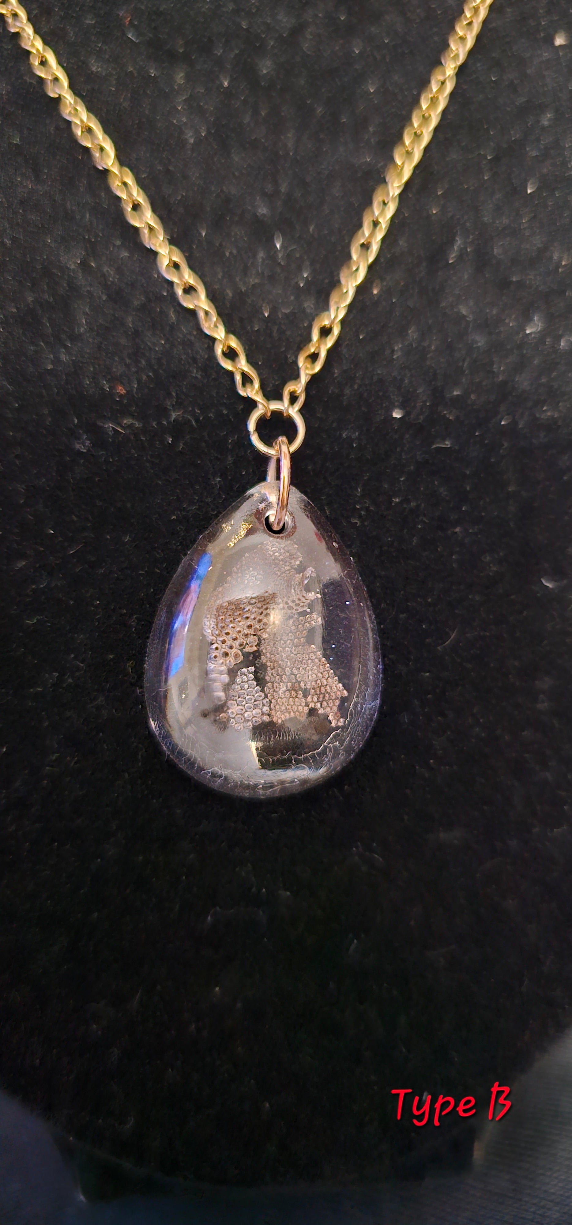 Handmade gothic lizard shed resin pendant necklace, one of a kind dark jewellery Australia